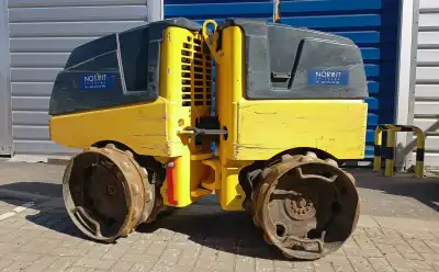 Ježkový válec Bomag BMP8500