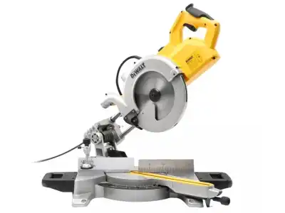 Pokosová pila DeWalt DWS778